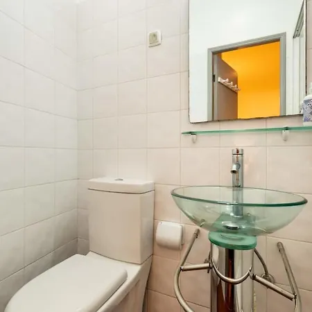 شقة Bright Studip Apartment In The Heart Of Lisbon *